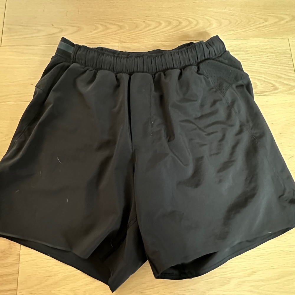 LULULEMON Surge Shorts | Black | M